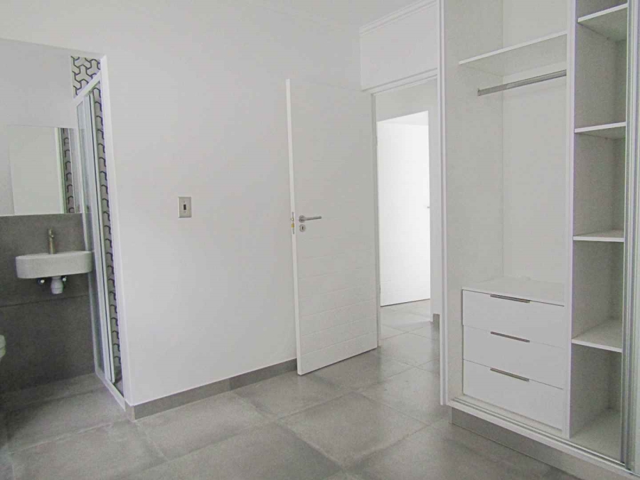 4 Bedroom Property for Sale in Shelley Point Western Cape